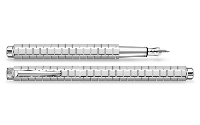 Platinum-Coated ECRIDOR™ AVENUE Fountain Pen