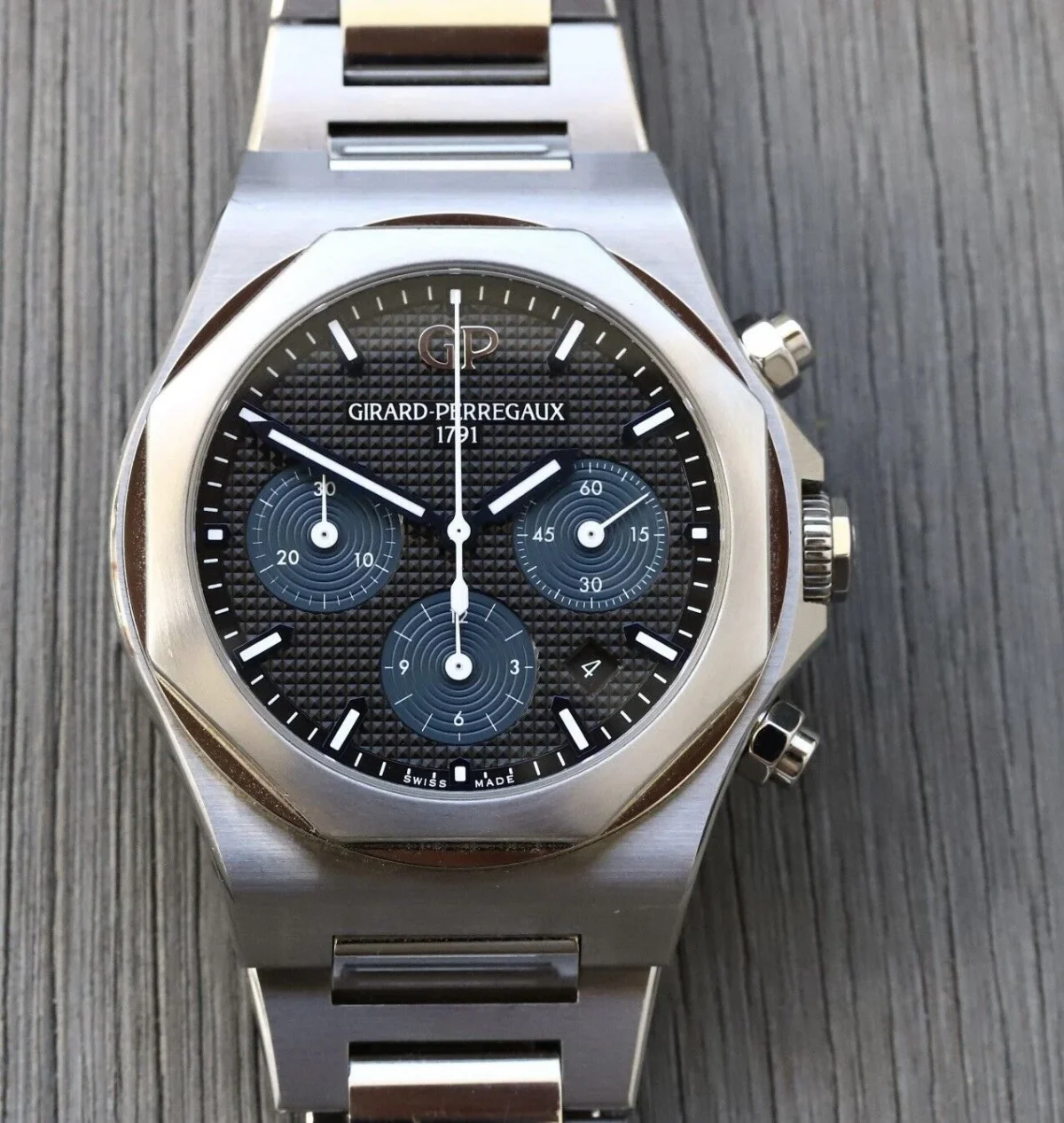 GIRARD - PERREGAUX